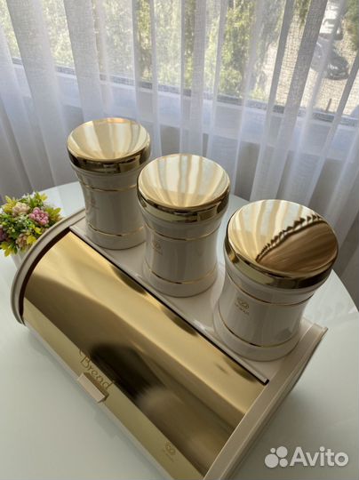 Хлебница uranus