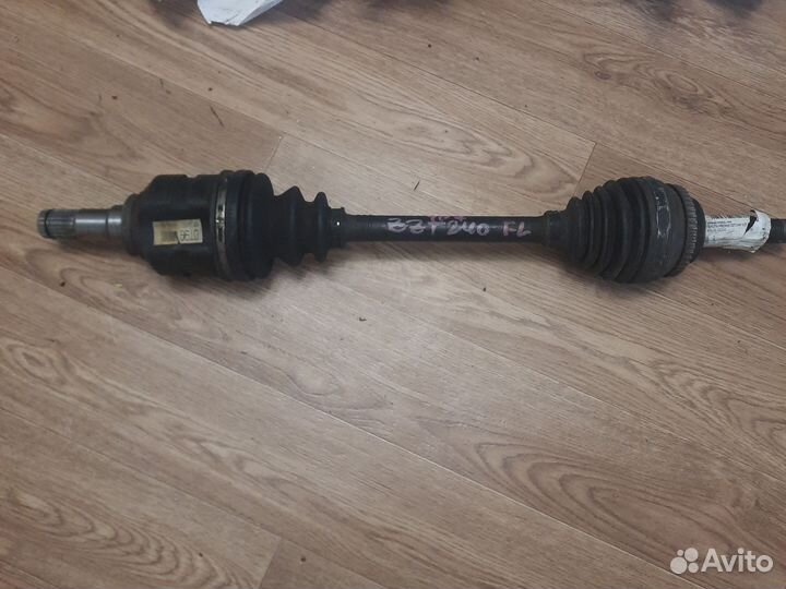 Привод передний левый