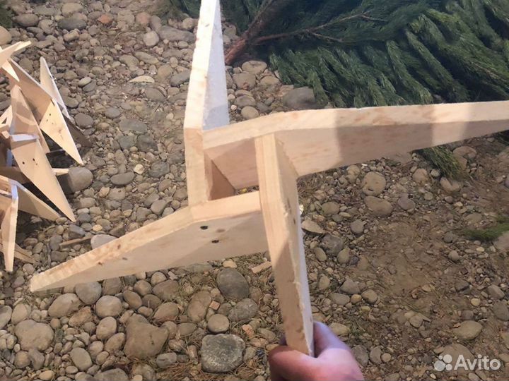 Подставки под елку