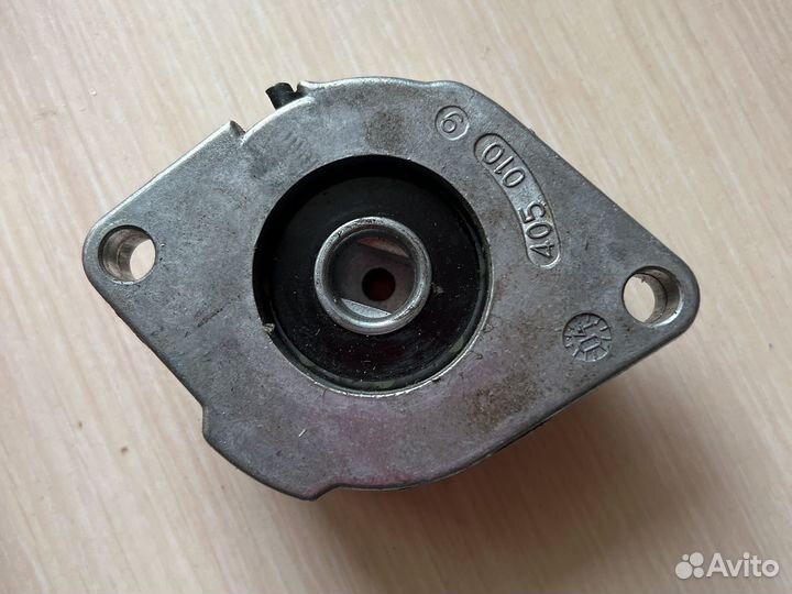 Натяжитель ремня генератора