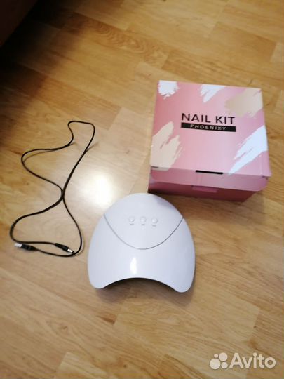 Лампа для ногтей