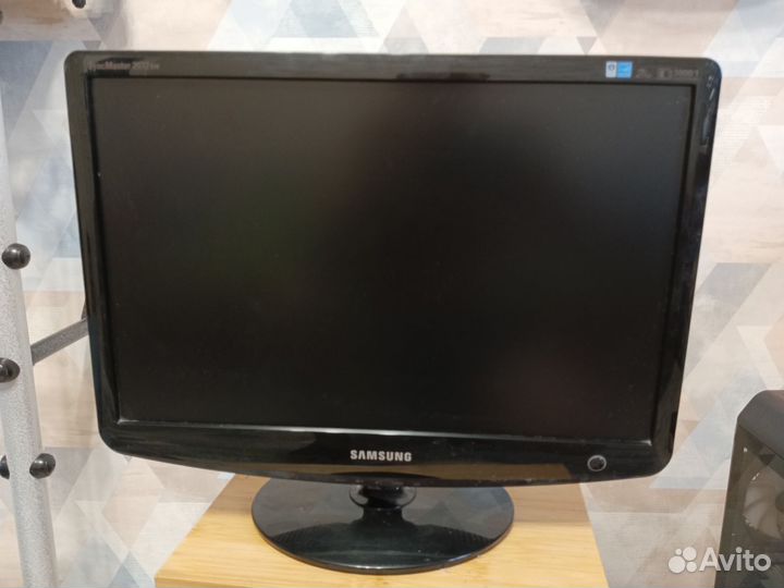 Монитор Samsung SyncMaster 2032bw