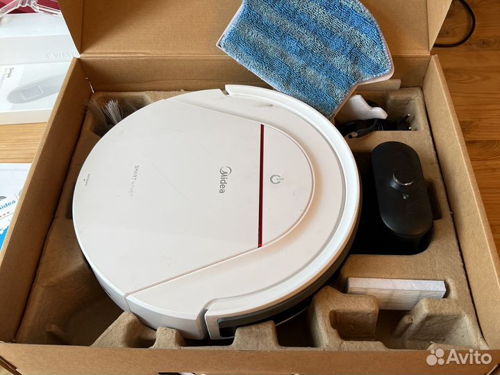 Робот пылесос midea vcr03