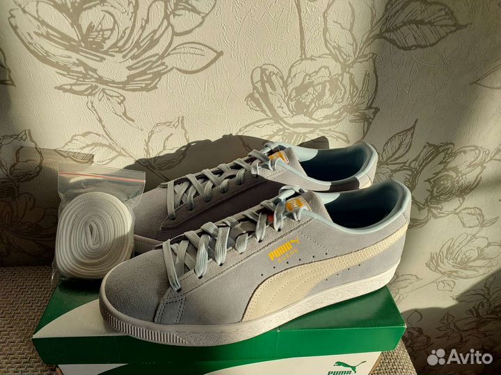 Puma Suede trainers in light blue - exclusive