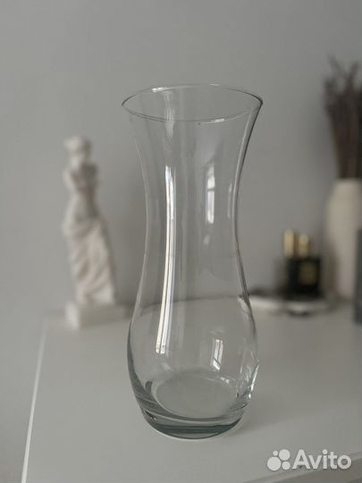 Ваза стеклянная, чайник, посуда
