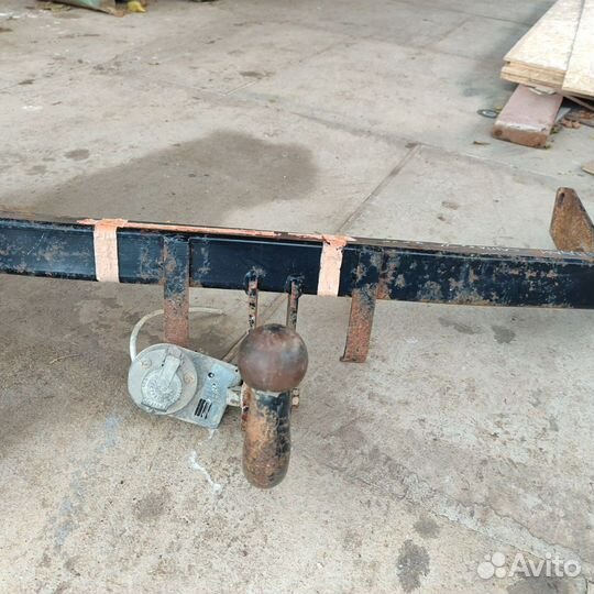 Фаркоп на hyundai santa fe 2