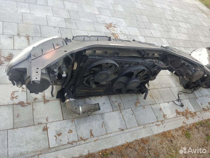 Панель радиаторов, телевизор,VW passat,пассат B6