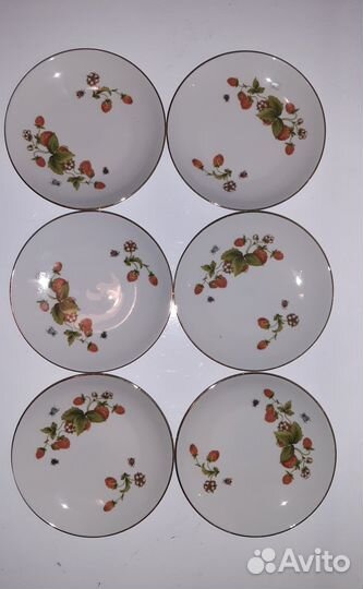 Блюдца от сервизов