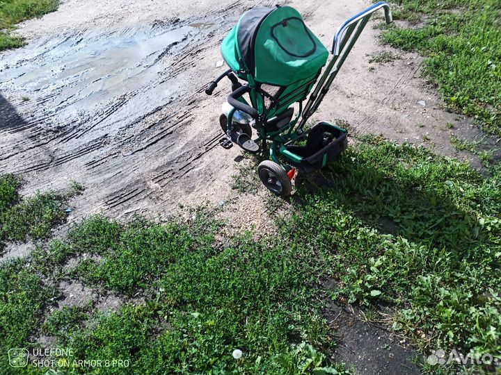 Детская прогулочная коляска