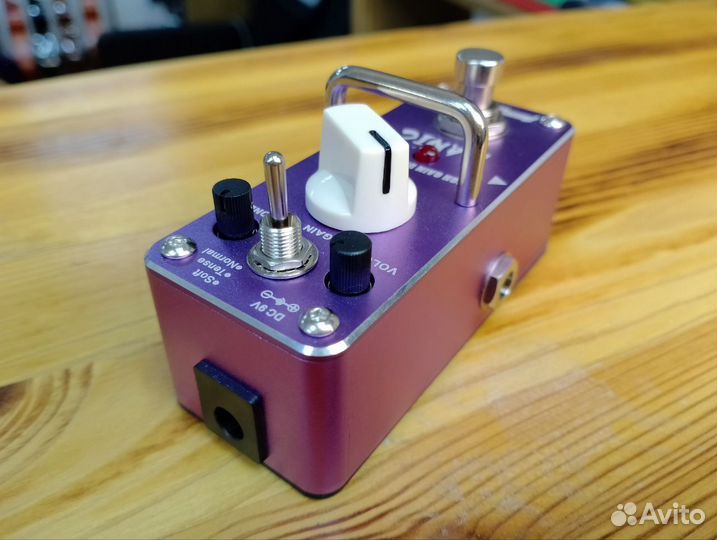 Новая педаль эффектов Distortion tomsline AMC-3