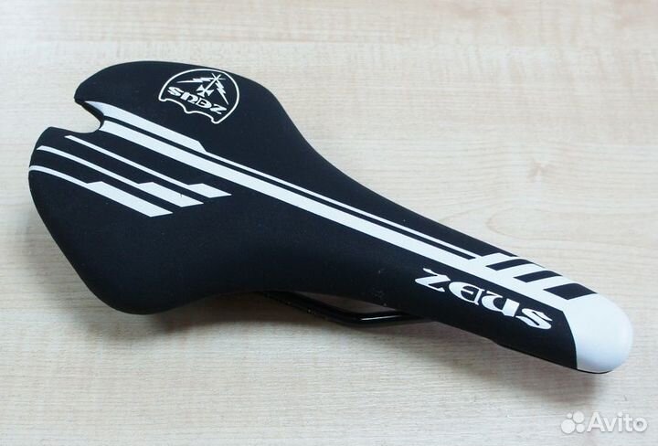 Седло для велосипеда Zeus Z1013