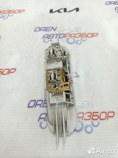 Плафон подсветки салона Nissan Note 1.6 HR16 2013