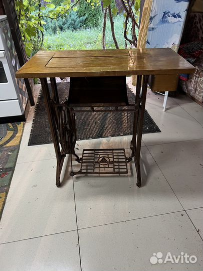 Станина от швейной машинки