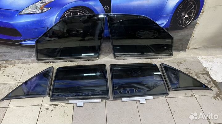 Стекла боковые Mercedes Benz W140