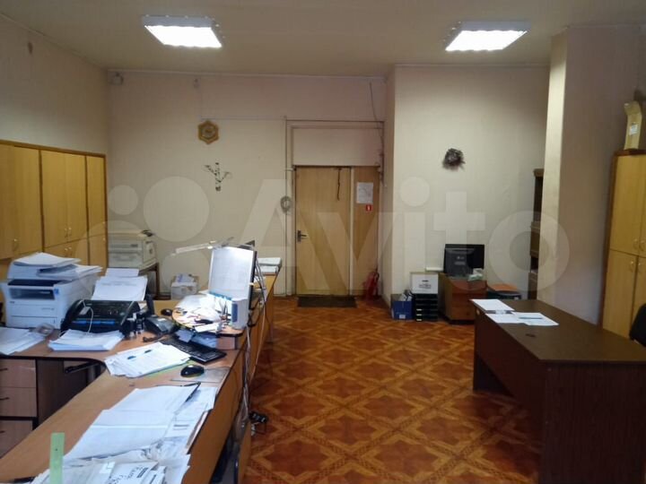Офис 8,4; 34 и 295,8 м²