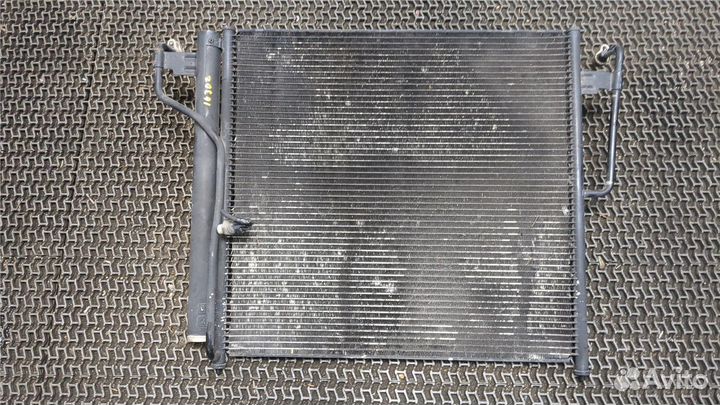 Радиатор кондиционера Nissan Armada, 2005
