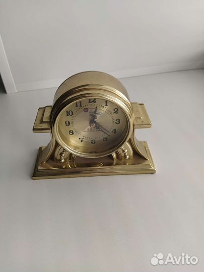 Настольные часы