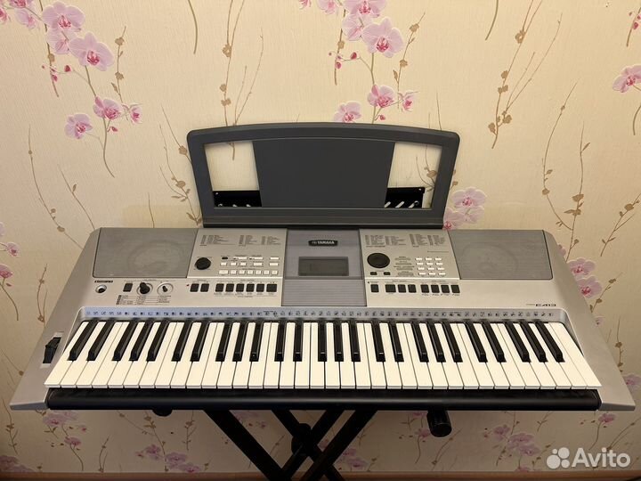 Синтезатор Yamaha psr e413