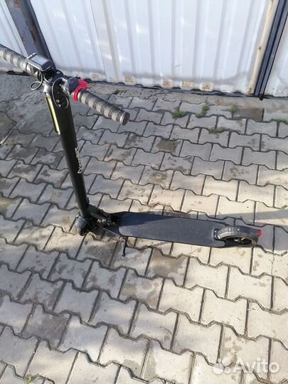 Электросамокат iconbit