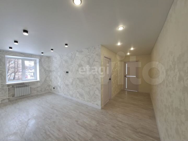 3-к. квартира, 62 м², 2/5 эт.