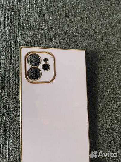 Чехол на iPhone 12