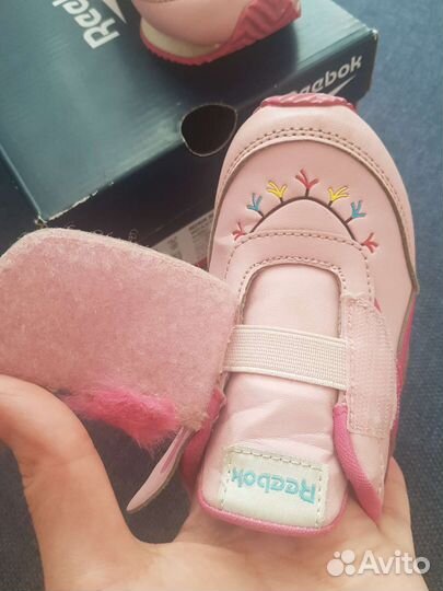 Кроссовки для девочки reebok 25