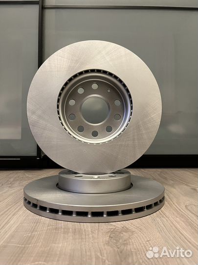 Тормозные диски передние 1K0615301T VAG