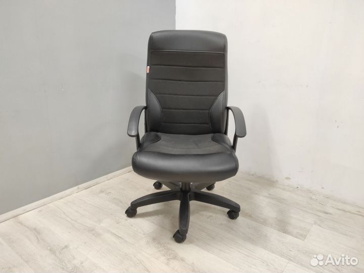 Кресло компьютерное Easy Chair 639 б/у 12069