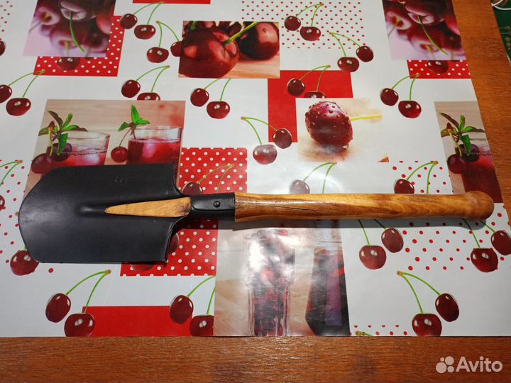 Лопата туристическая