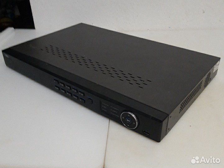 Видеорегистратор RVi-r16ma