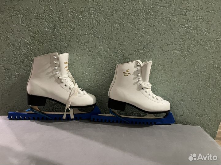 Профессиональные коньки для фигурного катания