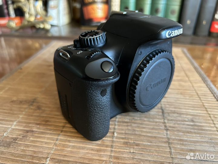 Зеркальный фотоаппарат Canon EOS 550d Body