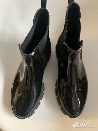 Резиновые ботинки 39