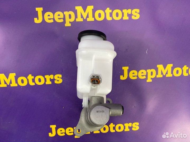 Главный тормозной цилиндр Toyota Tundra USK56