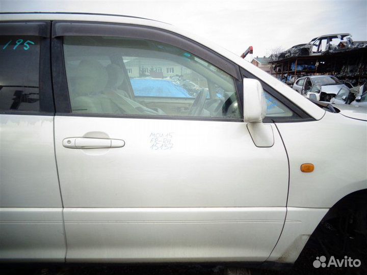 Дверь передняя правая Toyota Harrier MCU15 1MZ-FE