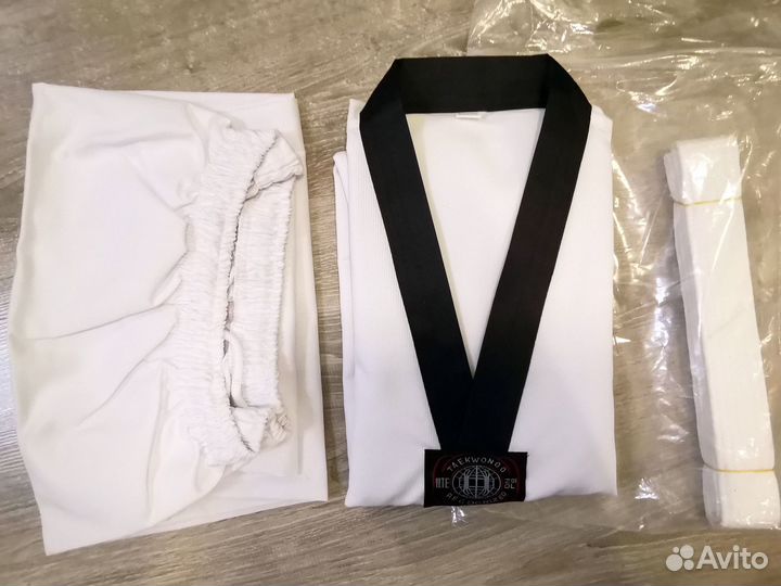 Добок форма WTF Тхеквондо рост 160 Новый