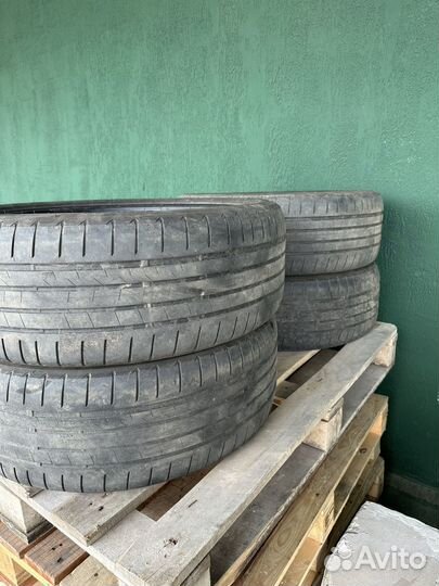 Bridgestone Alenza 001 235/45 R20 96W