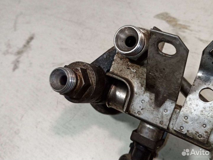 Топливная рампа Opel Vectra B 1997