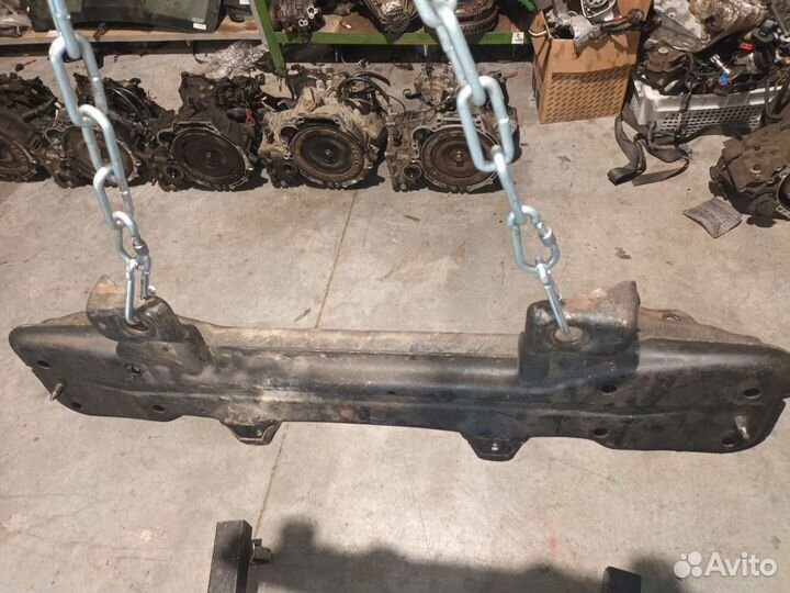 Передняя балка Suzuki Grand Vitara 2 1997-2005