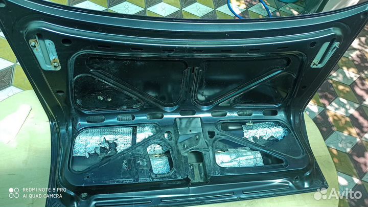 Крышка багажника на приору седан