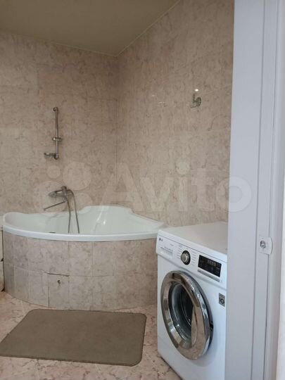 2-к. квартира, 70 м², 5/6 эт.