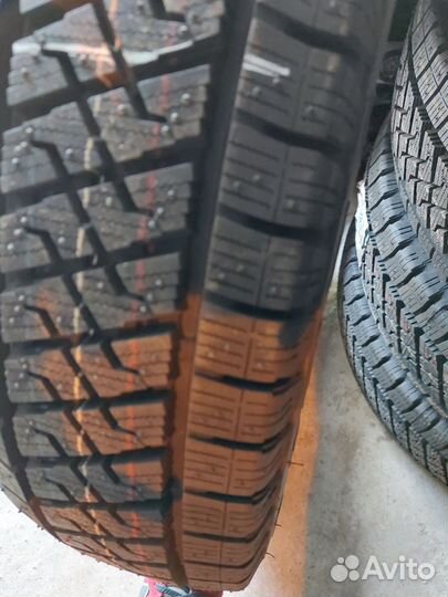 Lassa Wintus 2 195/75 R16C 107R