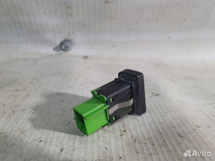 Кнопка обогрева Volkswagen Polo CFN 2013