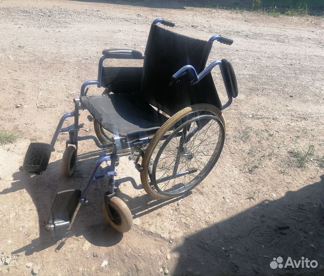 Инвалидная коляска, складная