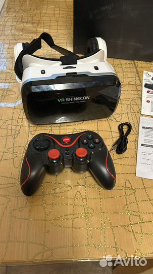 VR очки Shinecon для смартфонов с Геймпадом