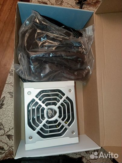 Блок питания Cougar polar 1050 Белый