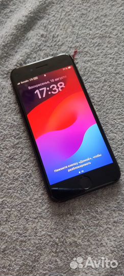 iPhone SE (2020), 64 ГБ