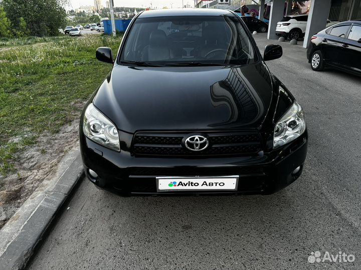 Toyota RAV4 2.0 AT, 2006, 193 000 км