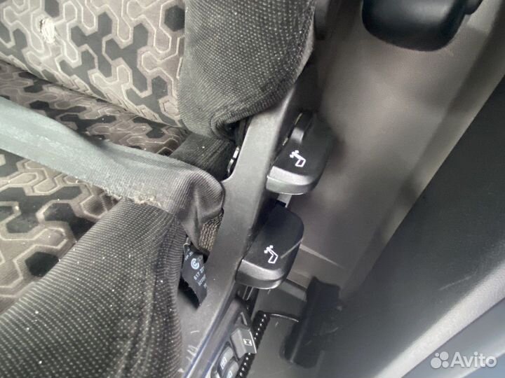 2601039 Сиденье водительское пневматическое