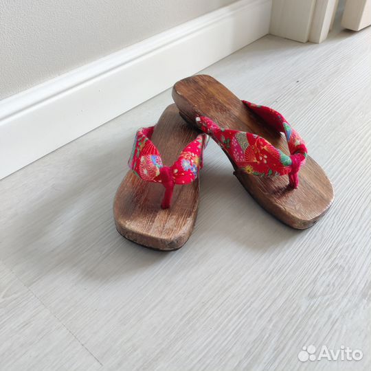 Сабо деревянные 35-36 размер